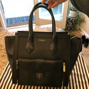 Flash Sale 🔥- Henri Bendel Rivington Tote